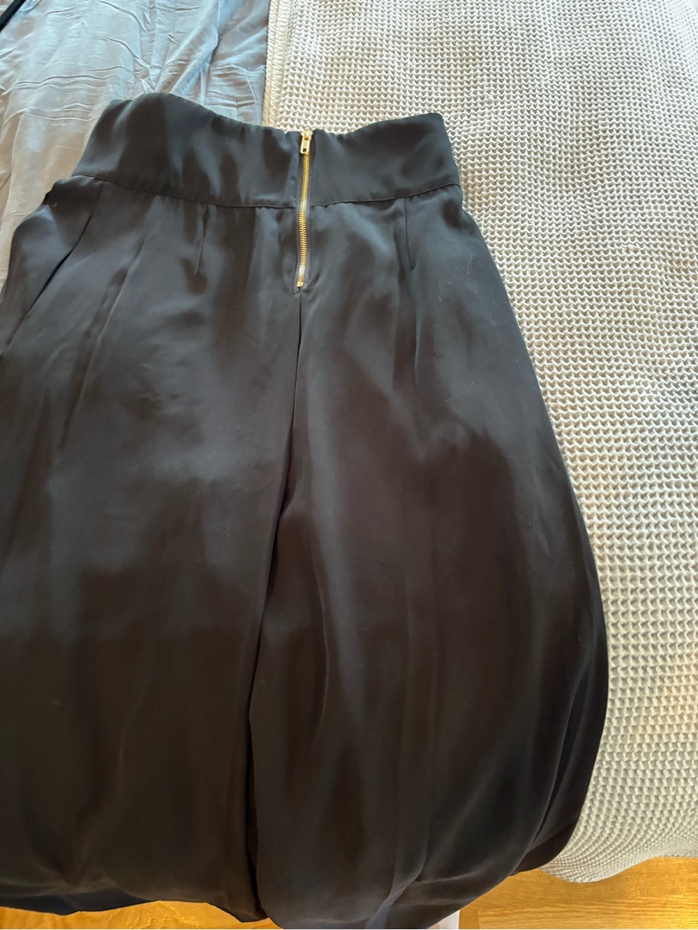 Gracia high waisted flowy wide legged trousers with back Gold Zip Accent